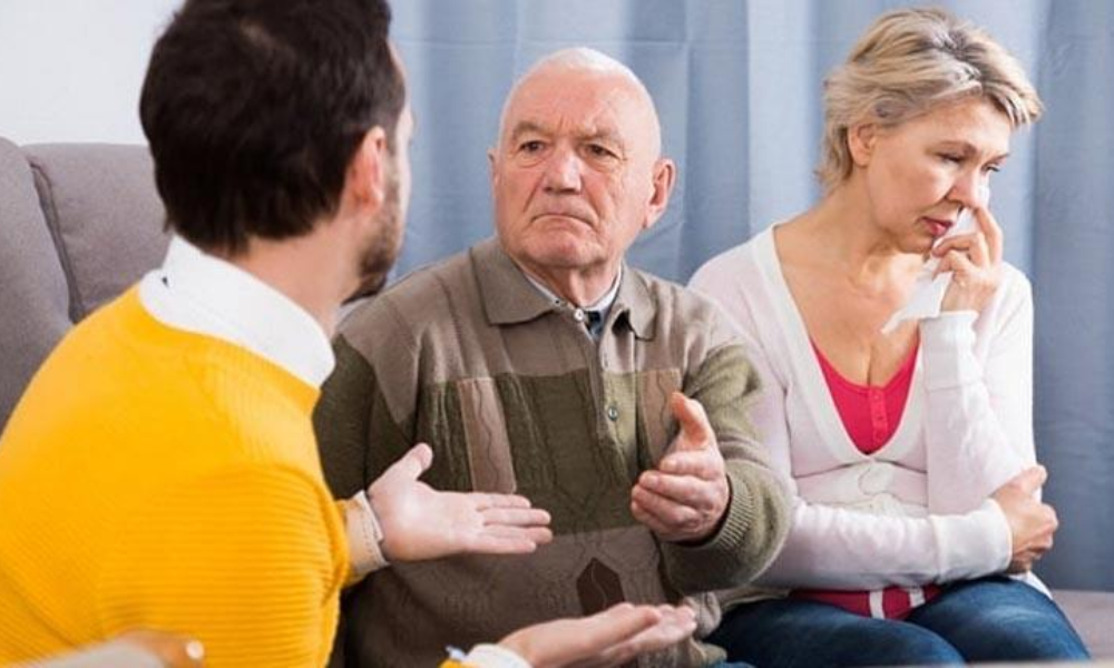 Sinh lực suy giảm có thể ảnh hưởng sâu sắc đến mối quan hệ và tâm lý